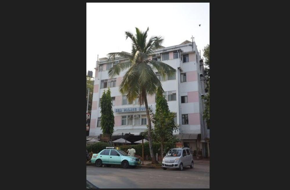 מומביי Sea Palace Hotel - Near Gateway Of India מראה חיצוני תמונה